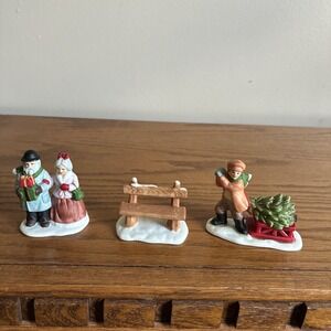 Vintage Homco Christmas Village Figures 5208 Set of 3 Tree Grandparents Bench